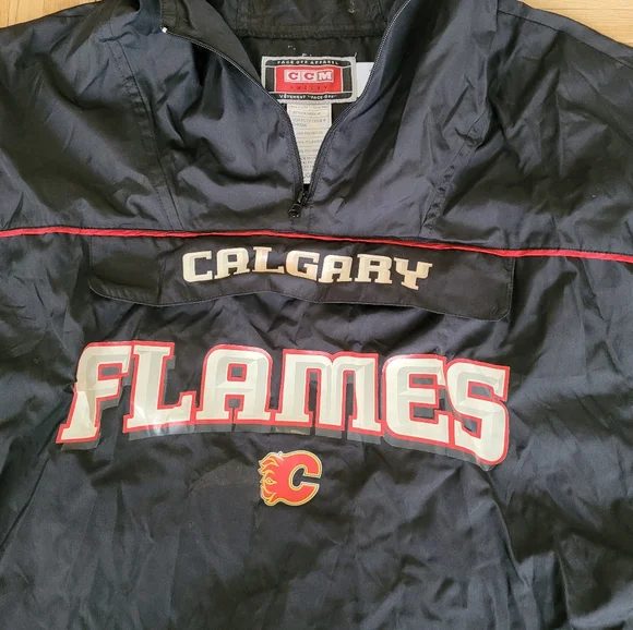 Calgary flames pull over jacket - Picture 2 of 3